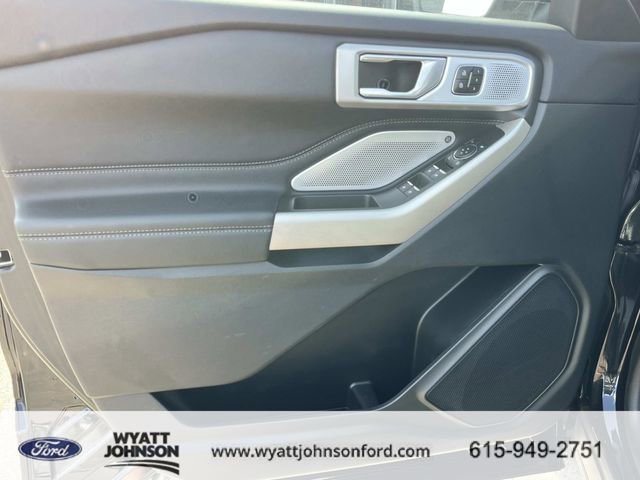 Certified 2023 Ford Explorer Limited w/ Limited Technology Package AWD/4WD image 29