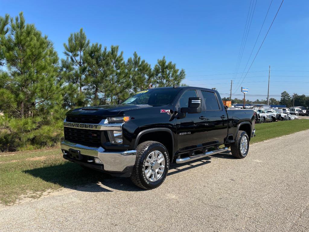 Used 2022 Chevrolet Silverado 2500 LT w/ Convenience Package AWD/4WD image 1