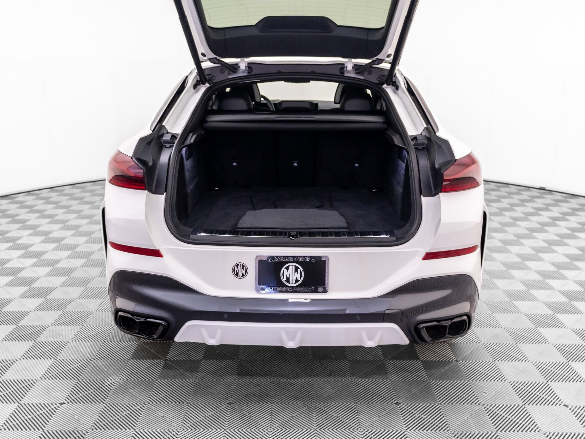 Certified 2026 BMW X6 M60i AWD/4WD image 36