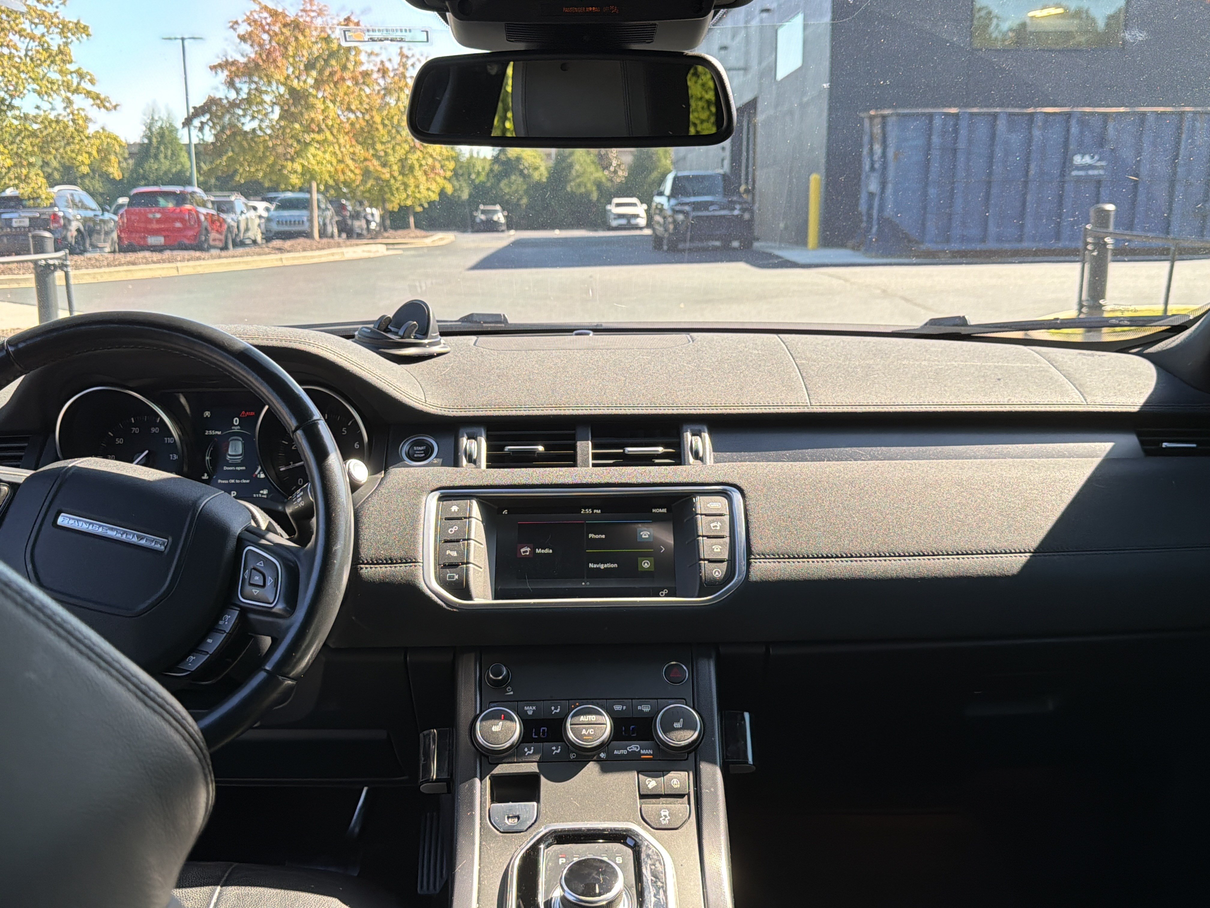 Used 2019 Land Rover Range Rover Evoque SE AWD/4WD image 20