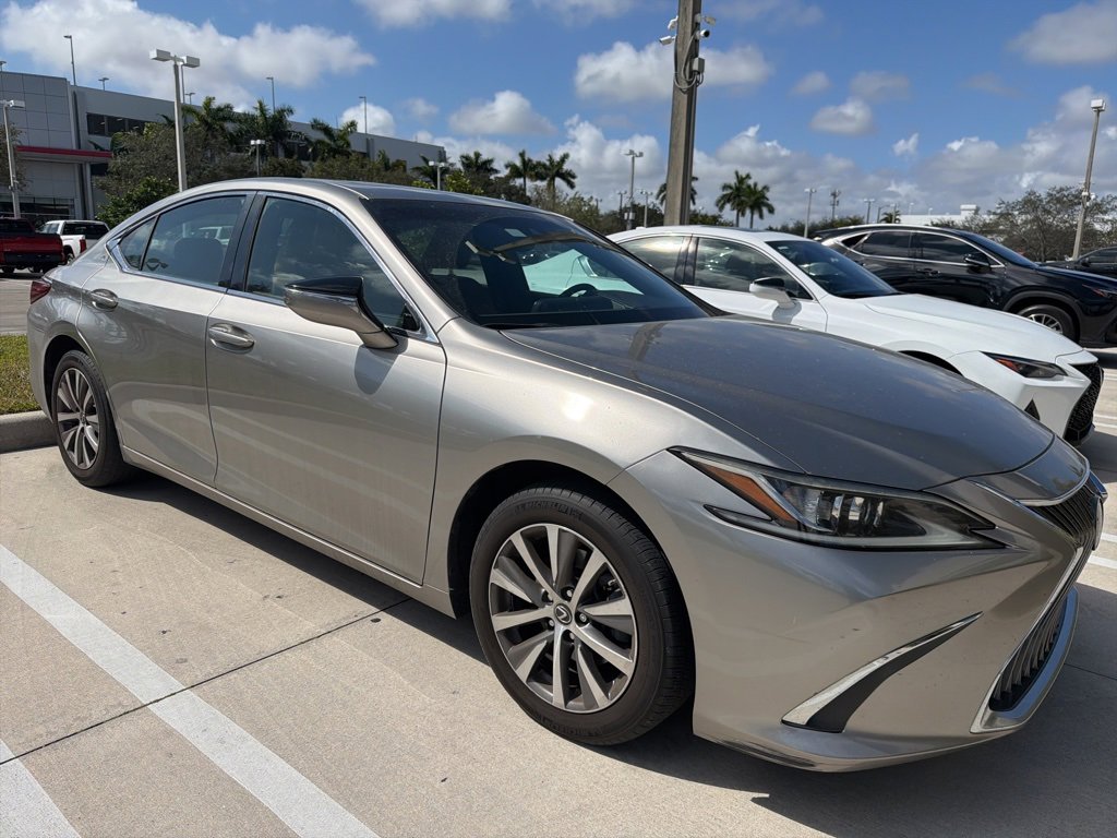 Used 2019 Lexus ES 350 w/ Accessory Package 2 image 9