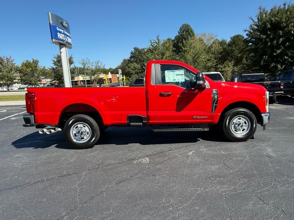 New 2026 Ford F350 XL w/ XL Chrome Package image 3