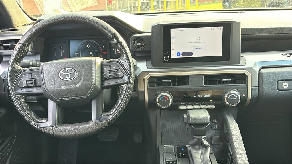 Used 2025 Toyota Tacoma SR5 AWD/4WD image 7