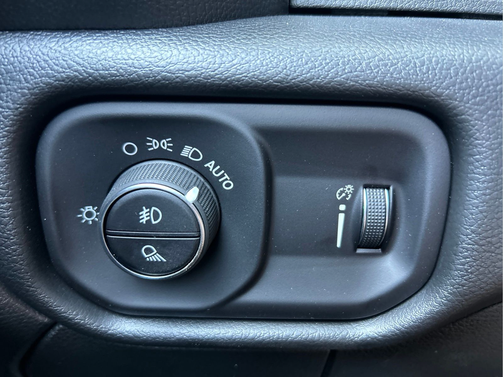 New 2026 RAM 2500 Tradesman AWD/4WD image 25