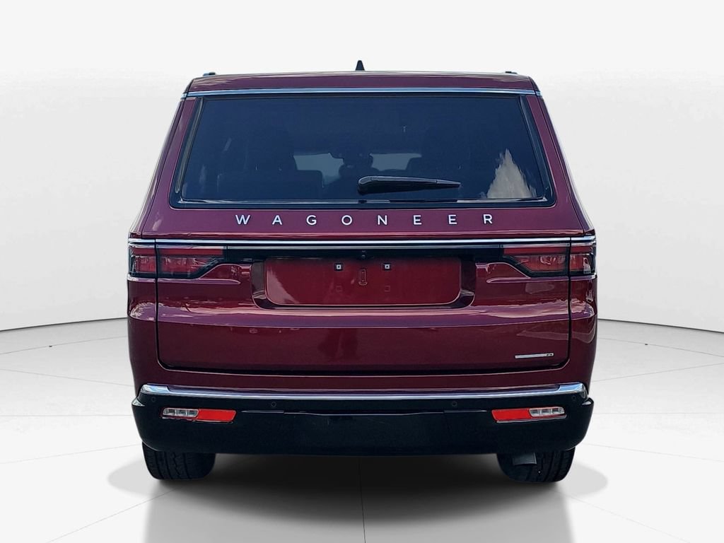 Used 2024 Jeep Wagoneer Series II w/ Flexible Seating Group RWD image 7