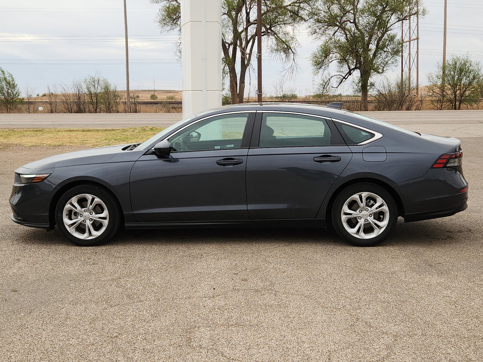 Certified 2024 Honda Accord LX image 2