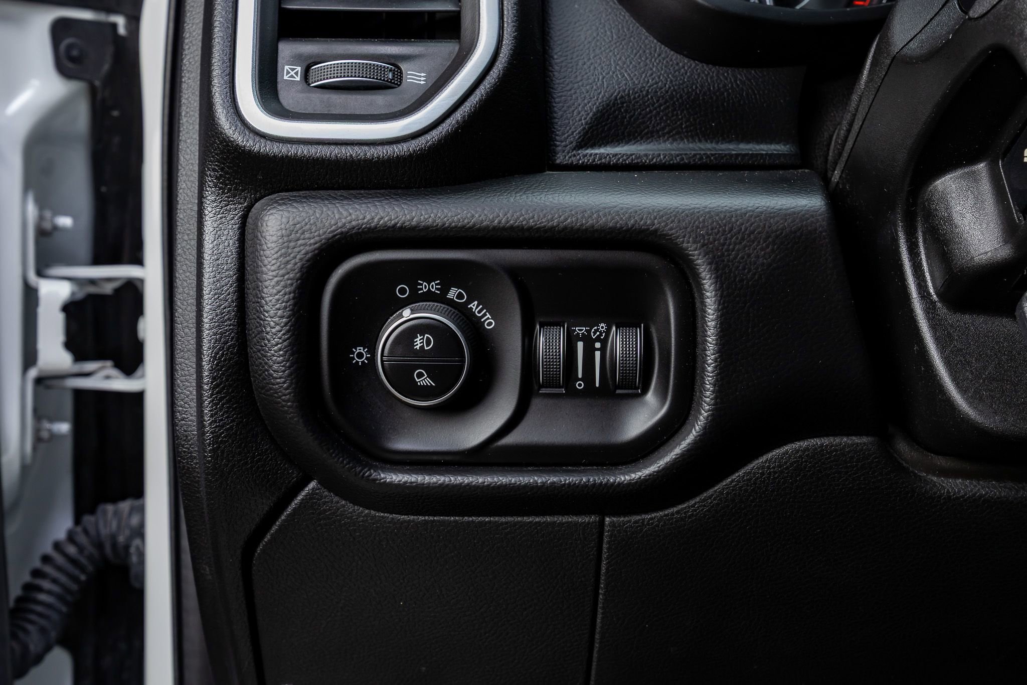 Used 2020 RAM 2500 Laramie image 21