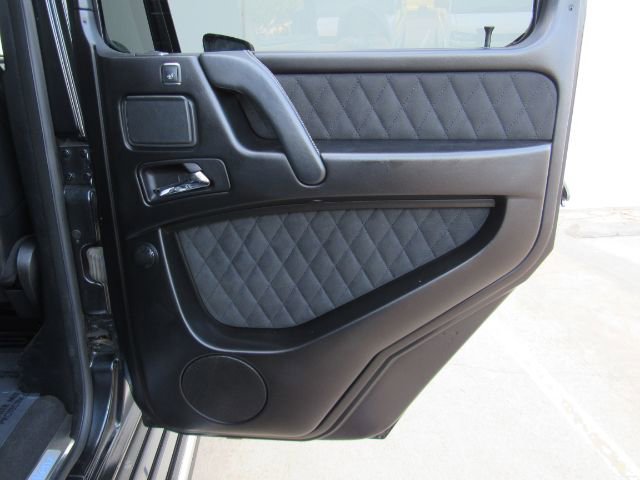Used 2017 Mercedes-Benz G 550 Squared image 23