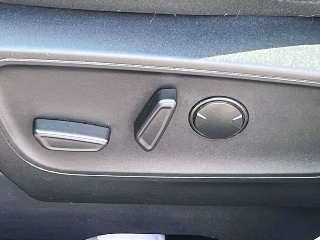 Certified 2023 Ford Escape Active AWD/4WD image 16