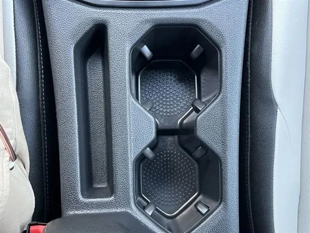 Used 2020 Volkswagen Jetta R-Line w/ R-Line Cold Weather Package FWD image 45