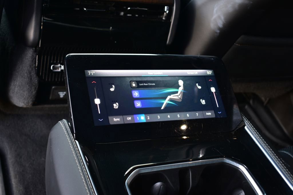 Used 2022 Jeep Grand Wagoneer Series II w/ Premium Group II image 32