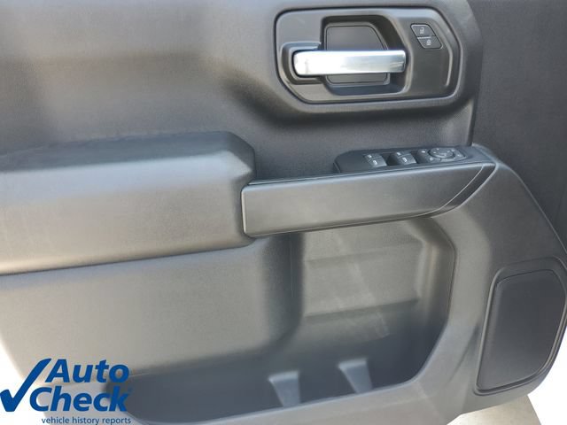 Used 2025 Chevrolet Silverado 2500 Custom w/ Custom Value Package AWD/4WD image 19