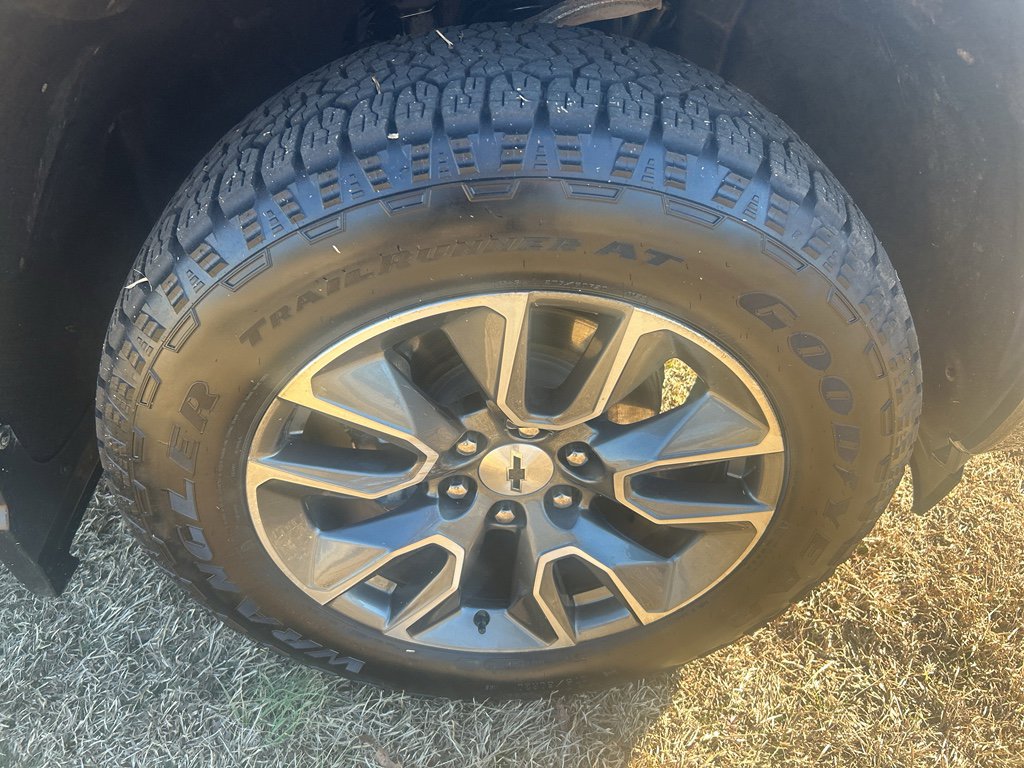 Used 2023 Chevrolet Silverado 1500 RST w/ Z71 Off-Road Package image 26