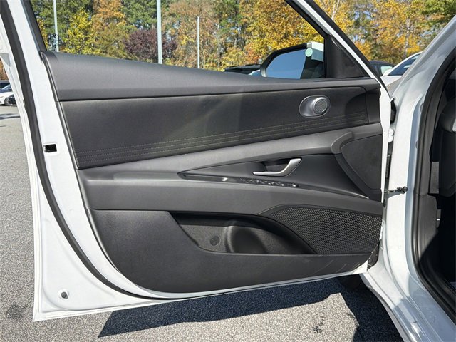 New 2026 Hyundai Elantra Blue image 10