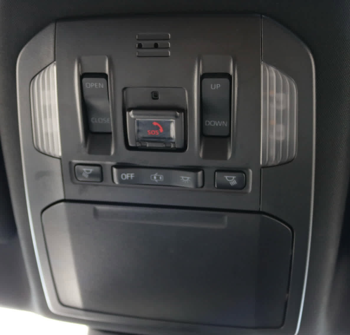 Used 2021 Toyota Highlander XSE AWD/4WD image 18
