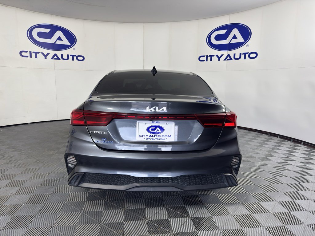 Used 2023 Kia Forte LXS image 4