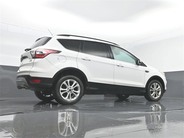 Used 2017 Ford Escape SE w/ Equipment Group 201A image 22