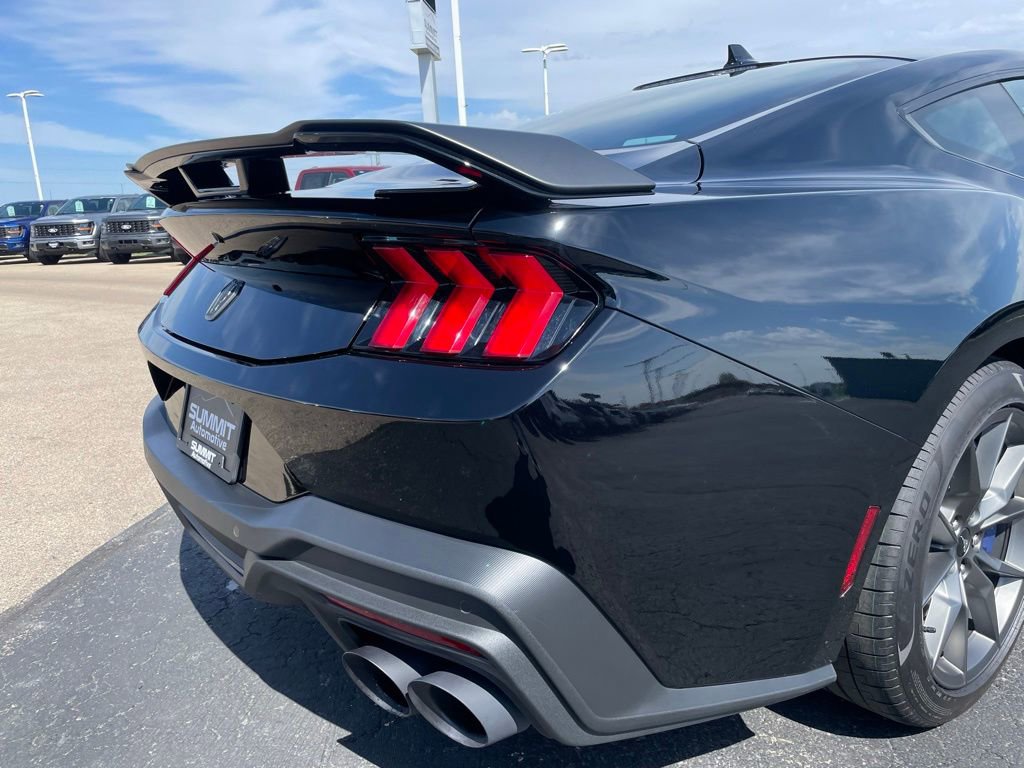 Used 2024 Ford Mustang Dark Horse RWD image 33
