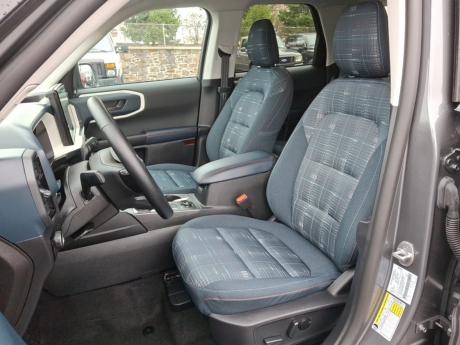 Used 2025 Ford Bronco Sport Heritage w/ Convenience Package AWD/4WD image 14