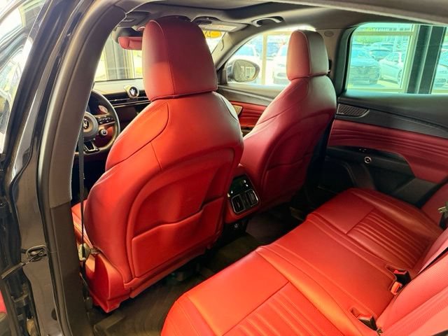 Used 2023 Maserati Grecale Modena AWD/4WD image 8