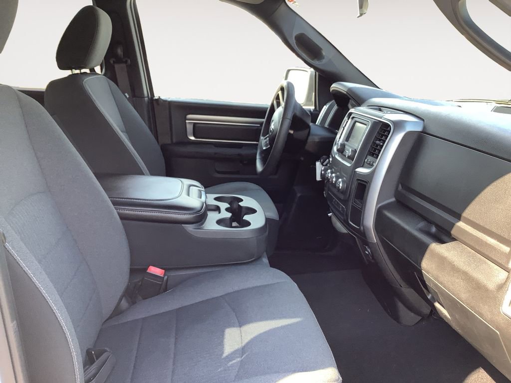 Used 2022 RAM 1500 Classic Warlock AWD/4WD image 15