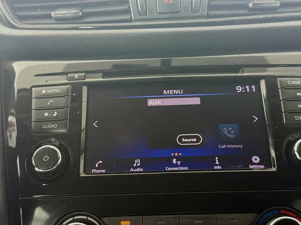 Used 2018 Nissan Rogue S FWD image 18