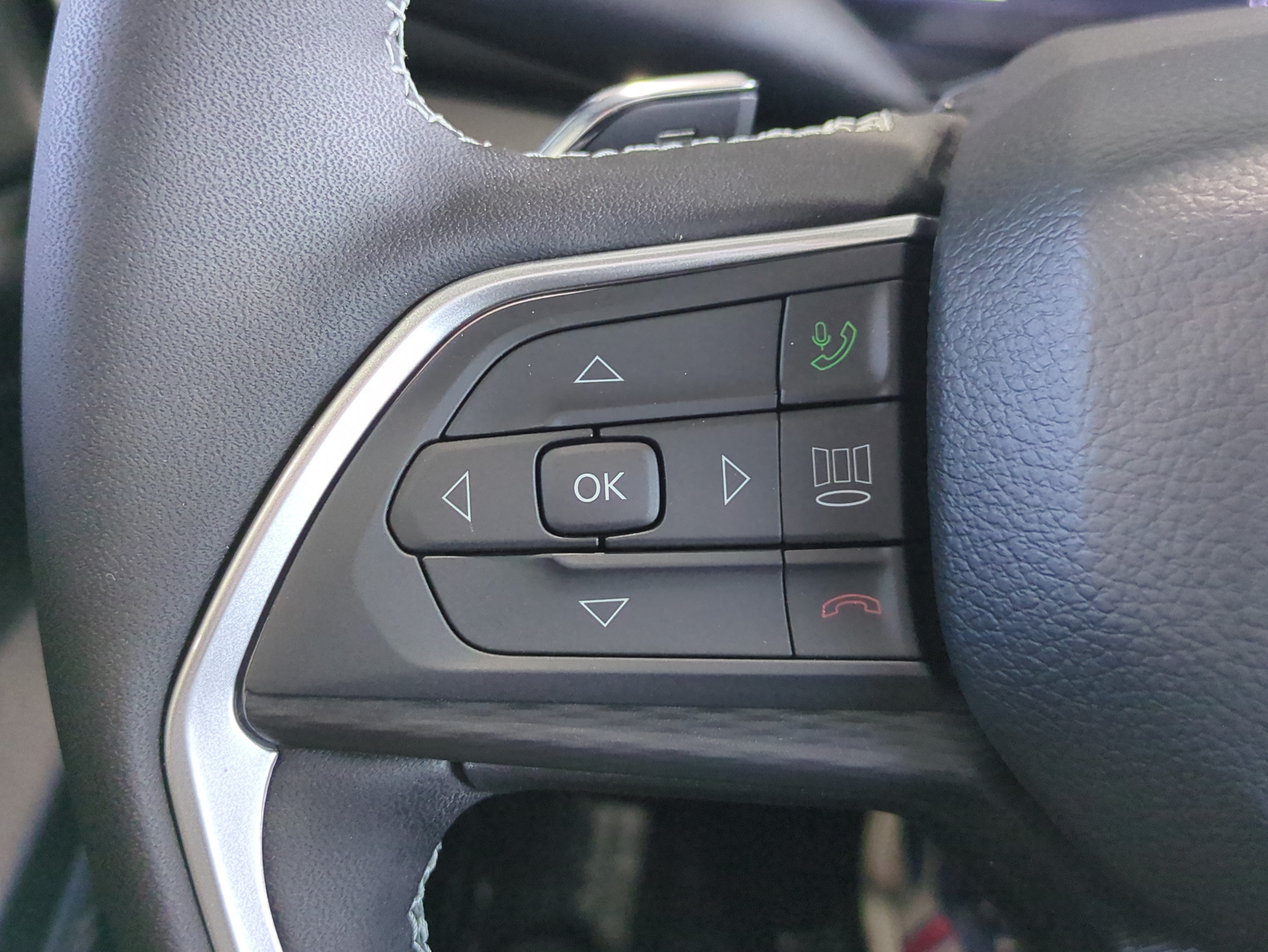 New 2025 Jeep Grand Cherokee L Altitude AWD/4WD image 27