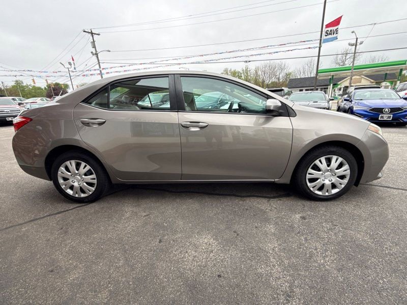 Used 2014 Toyota Corolla LE FWD image 4