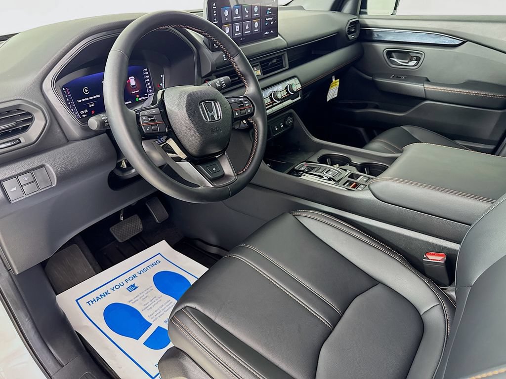 Used 2026 Honda Pilot TrailSport image 11