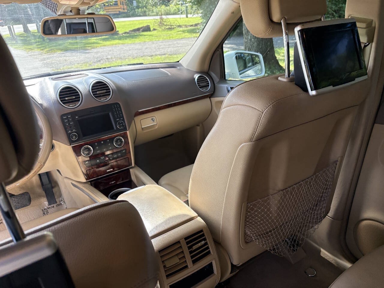 Used 2012 Mercedes-Benz GL 450 4MATIC w/ Premium 1 Pkg image 31