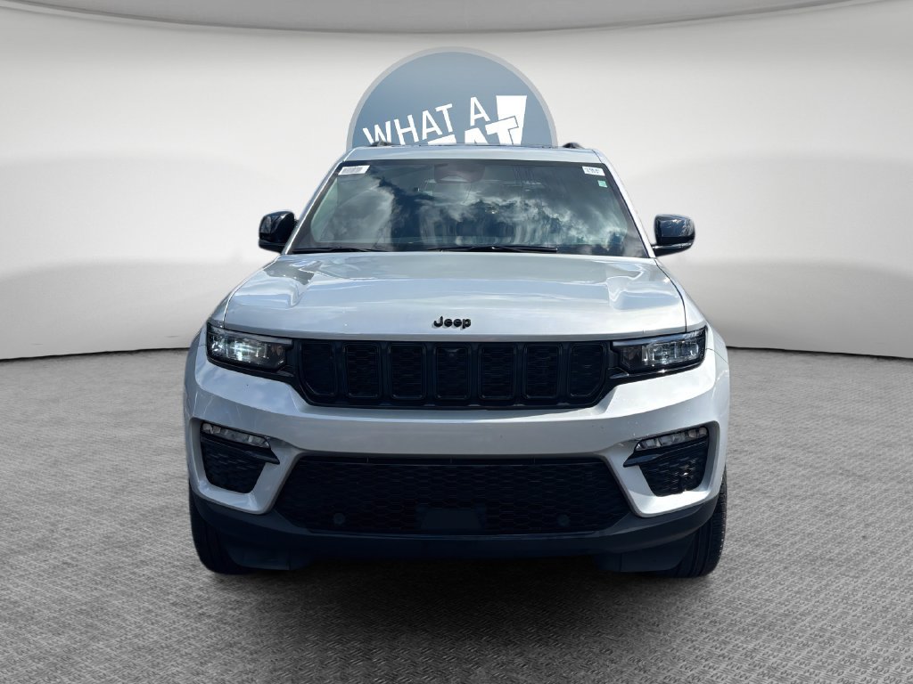 New 2025 Jeep Grand Cherokee Limited w/ Luxury Tech Group II AWD/4WD image 9