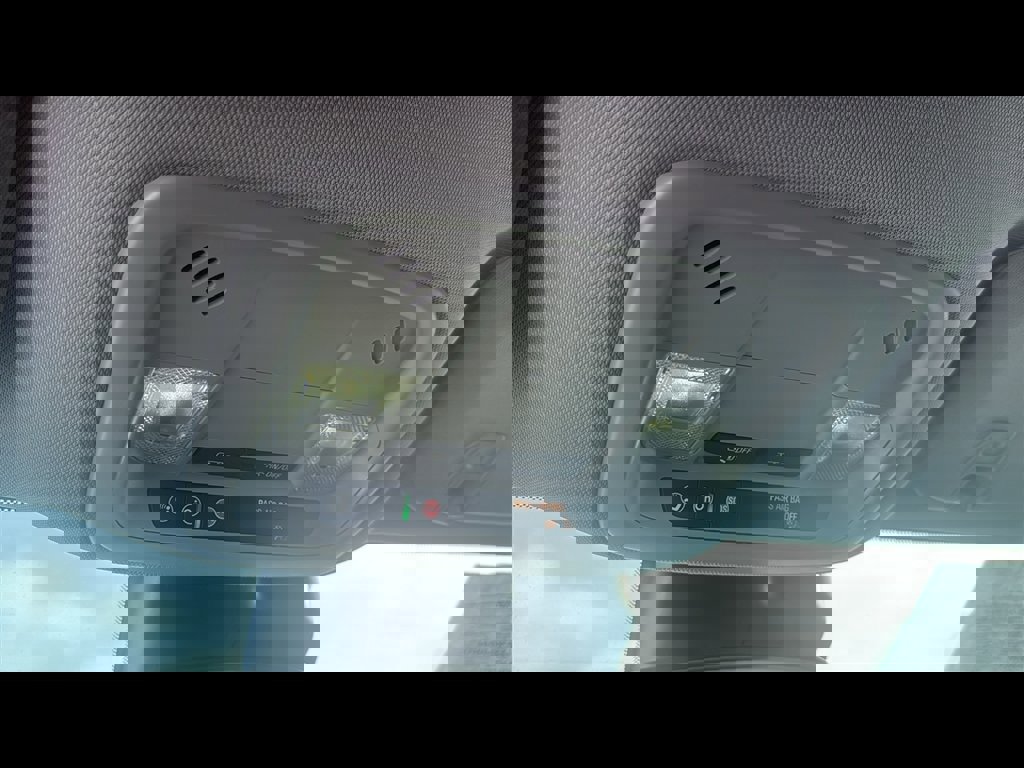 Used 2024 Chevrolet Malibu LT w/ Sport Edition image 18