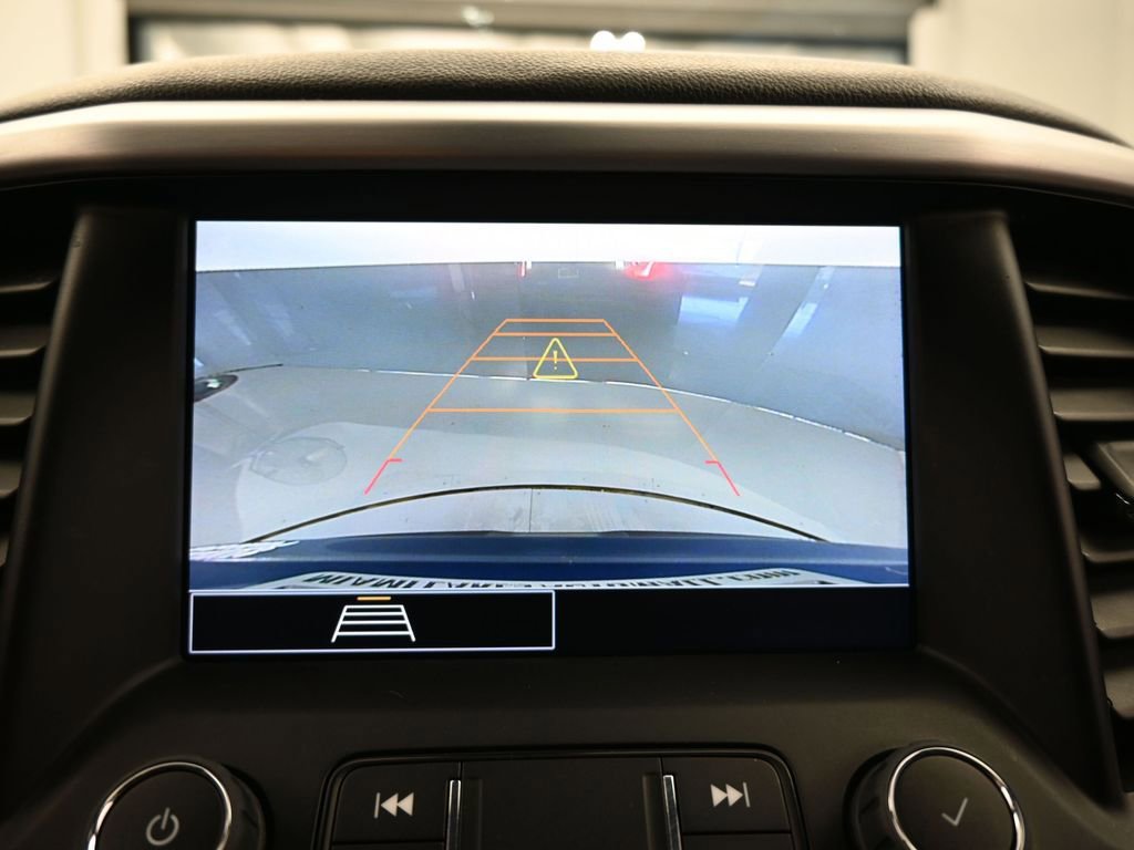 Used 2023 GMC Acadia SLE w/ Driver Convenience Package image 20