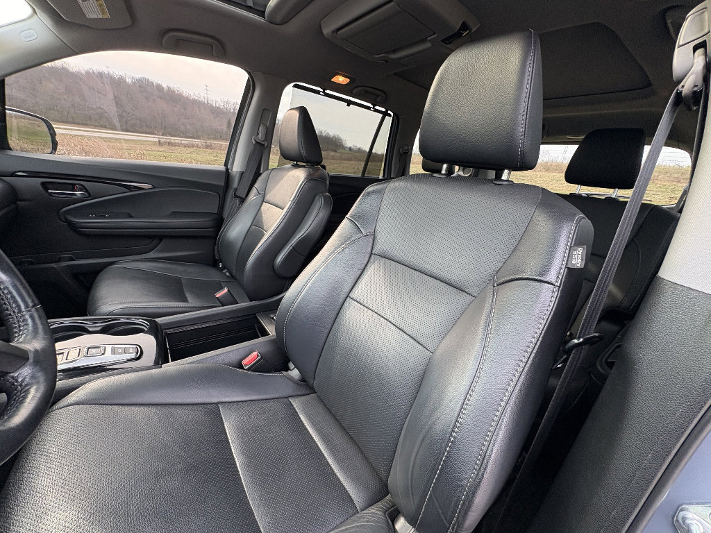 Used 2022 Honda Pilot Elite image 33