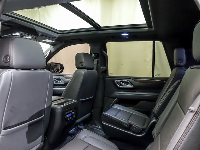 Used 2023 Chevrolet Tahoe High Country w/ Premium Package image 12