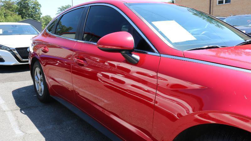 Used 2020 Hyundai Sonata SE w/ Cargo Package FWD image 3