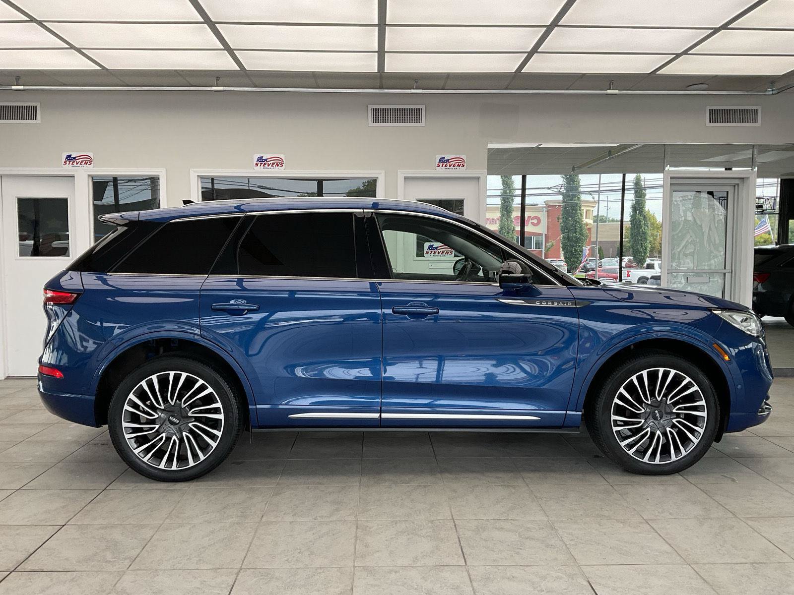 Used 2020 Lincoln Corsair Reserve w/ Equipment Group 201A AWD/4WD image 4