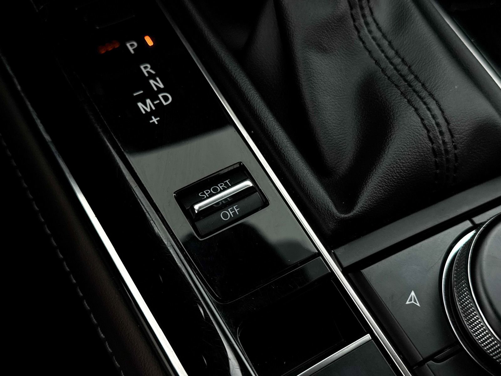 Certified 2025 MAZDA CX-30 AWD 2.5 S w/ Premium Package image 10