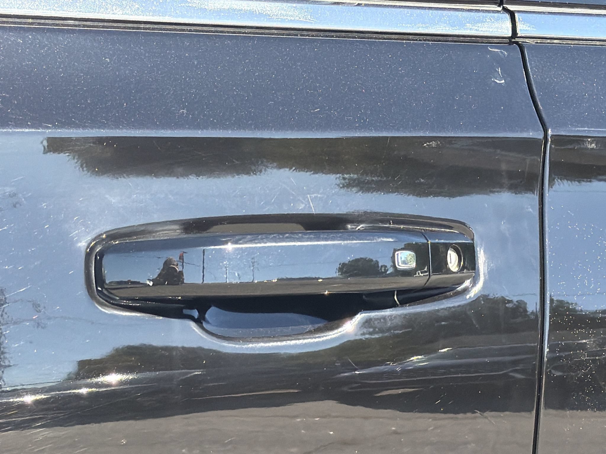 Used 2024 Chevrolet Tahoe LT AWD/4WD image 12
