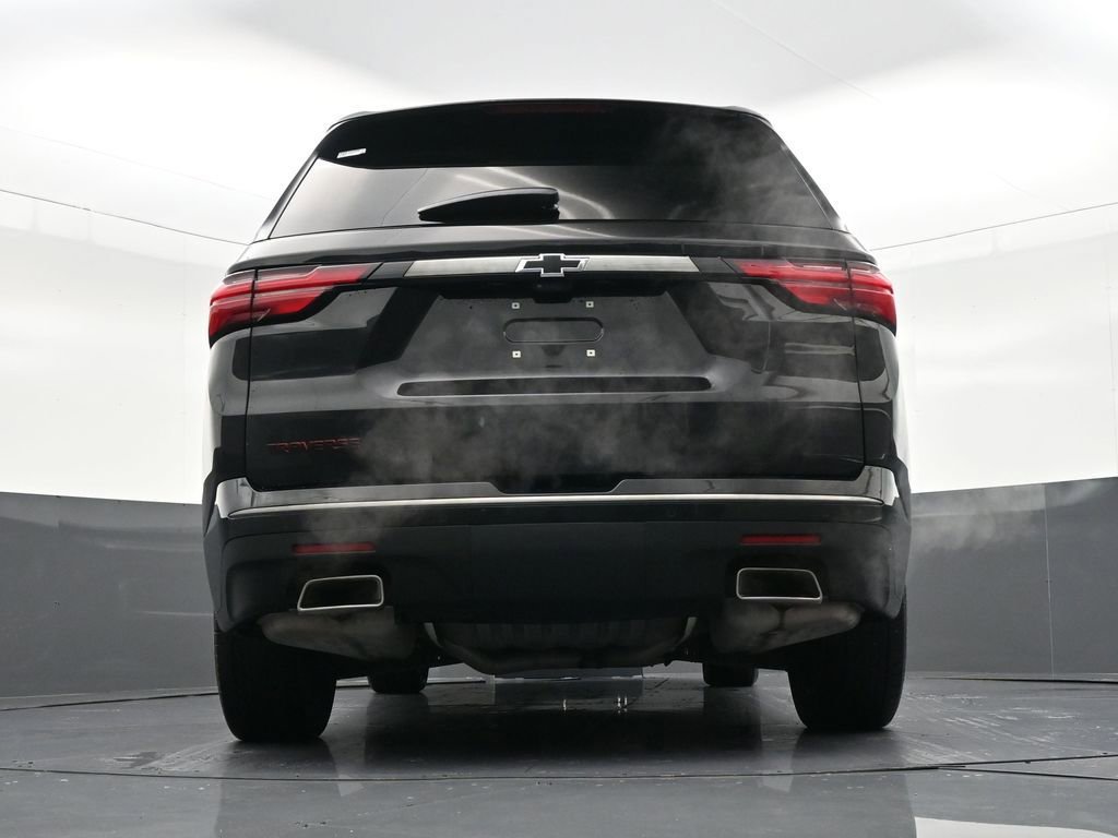 Used 2023 Chevrolet Traverse Premier w/ Redline Edition image 27