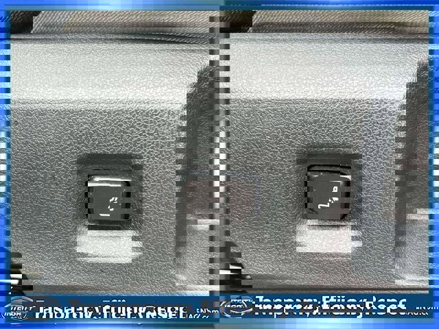 Used 2024 Toyota Tacoma TRD Off-Road image 18