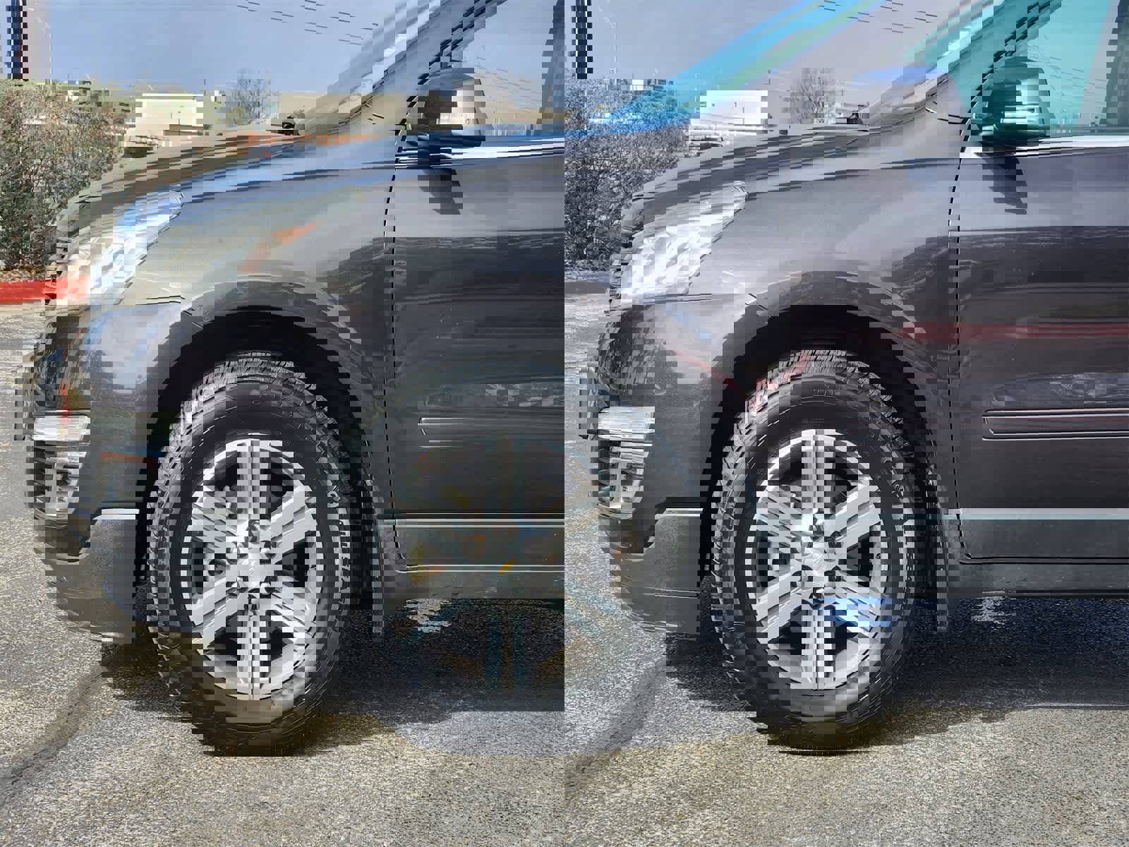 Used 2017 Chevrolet Traverse LT image 8