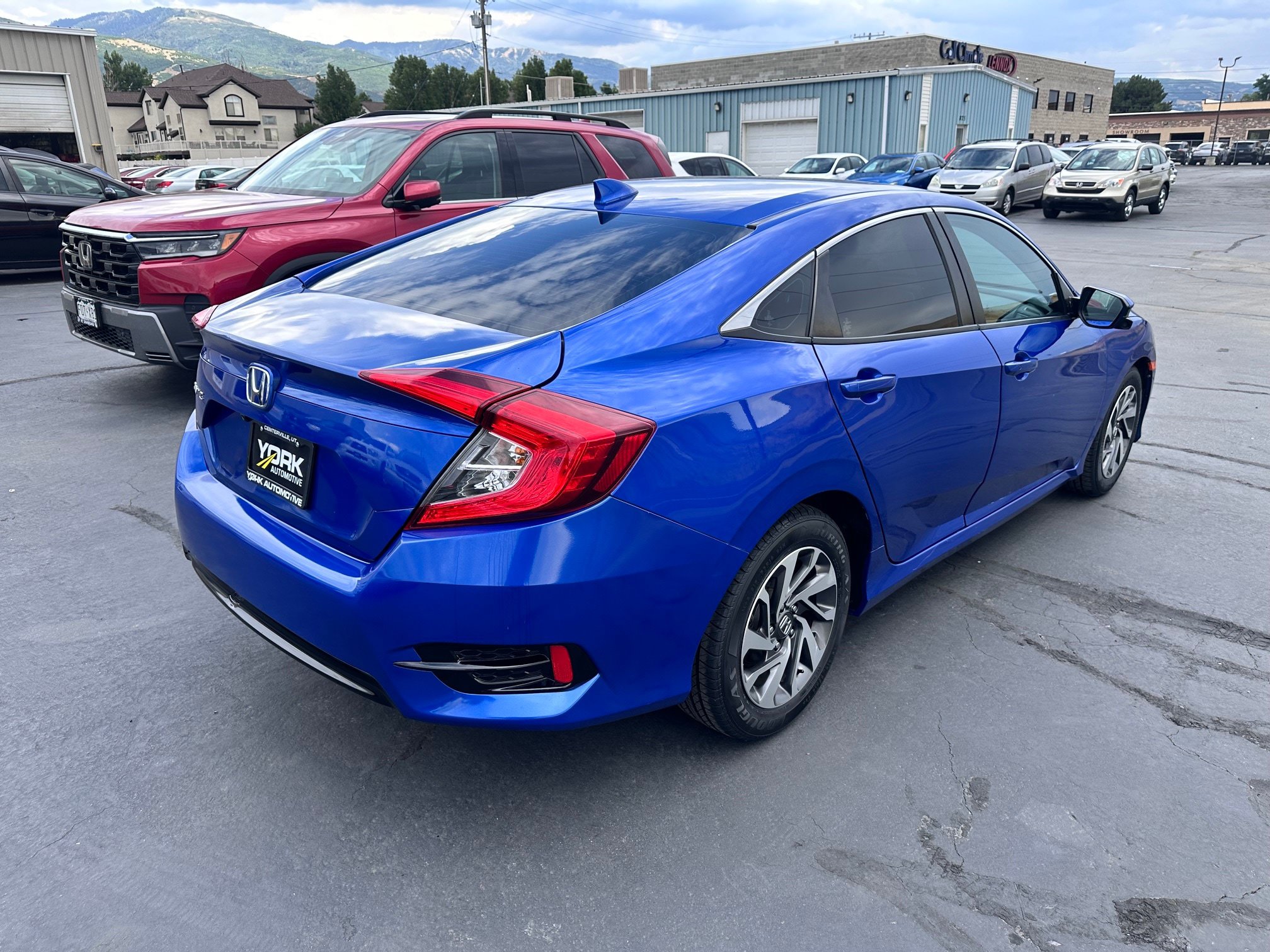 Used 2018 Honda Civic EX image 3