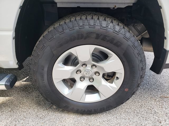 Used 2019 RAM 1500 Big Horn AWD/4WD image 17