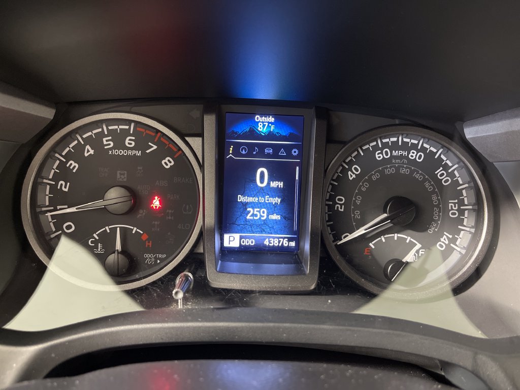 Used 2022 Toyota Tacoma TRD Sport w/ TRD Premium Sport Package RWD image 18