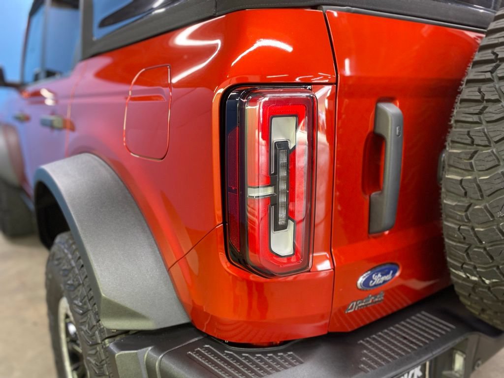Used 2023 Ford Bronco Badlands AWD/4WD image 7