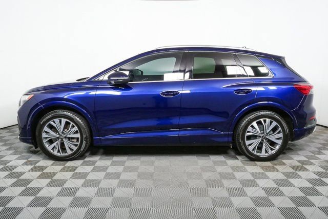 Used 2023 Audi Q4 e-tron Premium Plus w/ Premium Plus image 31