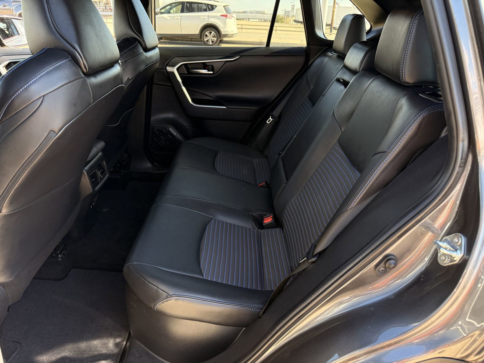 Used 2021 Toyota RAV4 XSE image 30