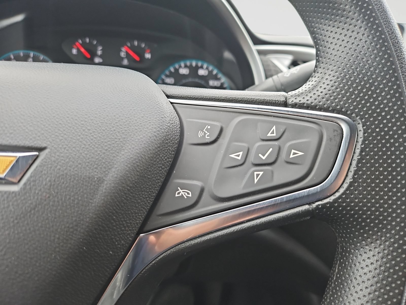 Used 2025 Chevrolet Malibu LT FWD image 23
