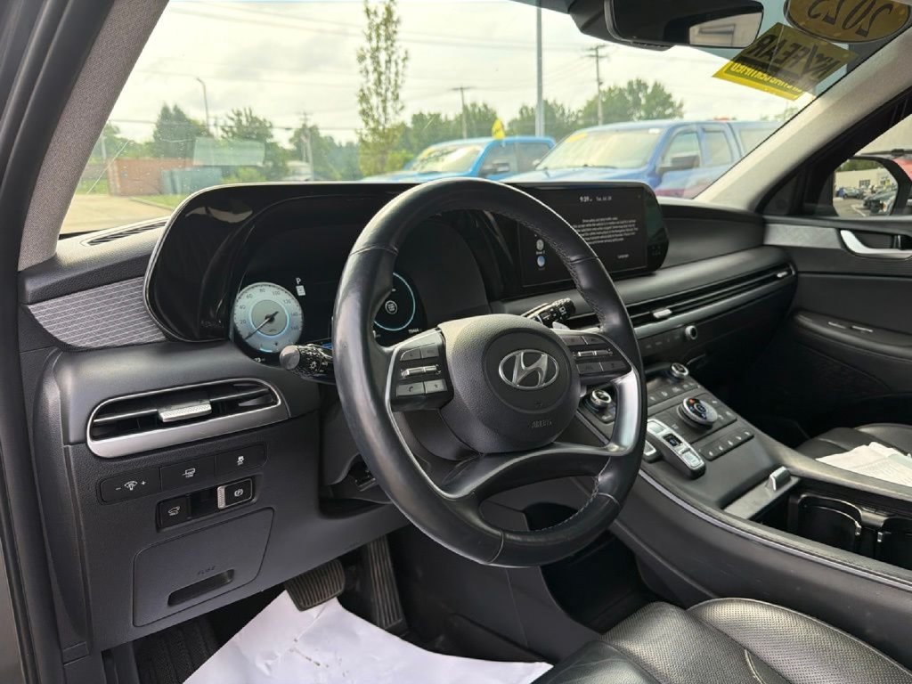 Used 2023 Hyundai Palisade Limited AWD/4WD image 18